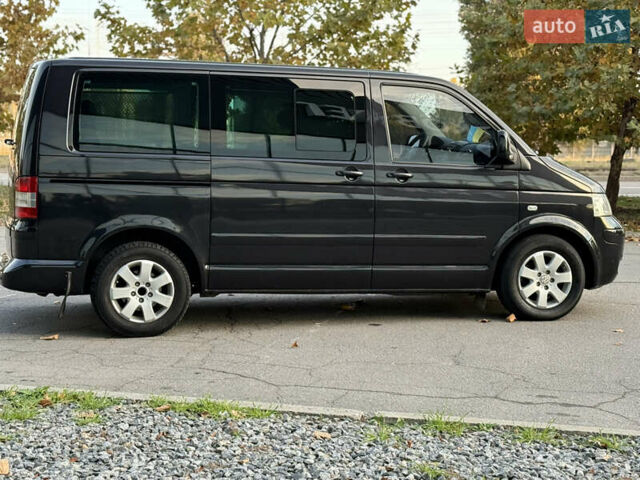Фольксваген Мультиван 2004 у Дніпро (Дніпропетровську) на Automoto.ua Чорний Фольксваген Мультиван, об'ємом двигуна 2.46 л та пробігом 418 тис. км за 8900 $, фото 12 на Automoto.ua