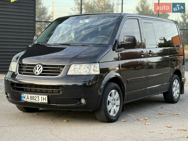 Фольксваген Мультиван 2004 у Дніпро (Дніпропетровську) на Automoto.ua Чорний Фольксваген Мультиван, об'ємом двигуна 2.46 л та пробігом 418 тис. км за 8900 $, фото 1 на Automoto.ua