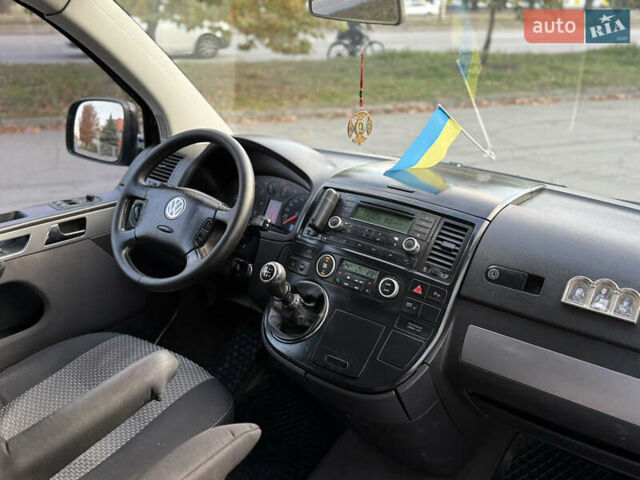 Фольксваген Мультиван 2004 у Дніпро (Дніпропетровську) на Automoto.ua Чорний Фольксваген Мультиван, об'ємом двигуна 2.46 л та пробігом 418 тис. км за 8900 $, фото 22 на Automoto.ua
