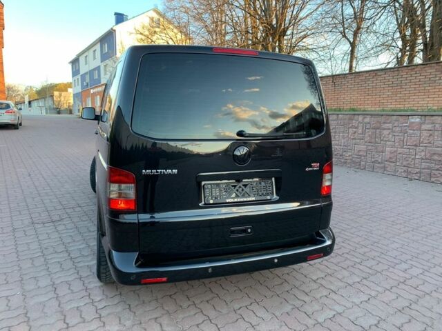 Чорний Фольксваген Мультиван, об'ємом двигуна 2.5 л та пробігом 319 тис. км за 11999 $, фото 6 на Automoto.ua