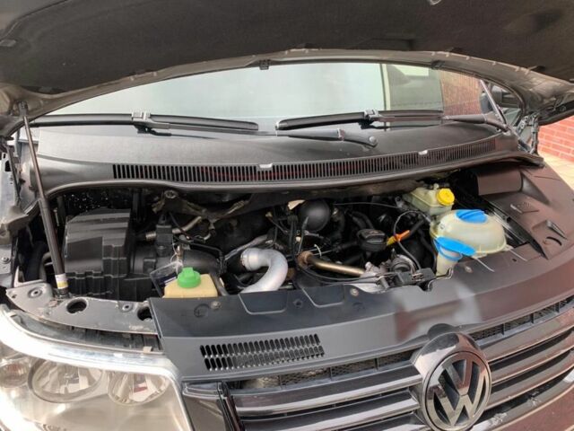 Чорний Фольксваген Мультиван, об'ємом двигуна 2.5 л та пробігом 319 тис. км за 11999 $, фото 14 на Automoto.ua