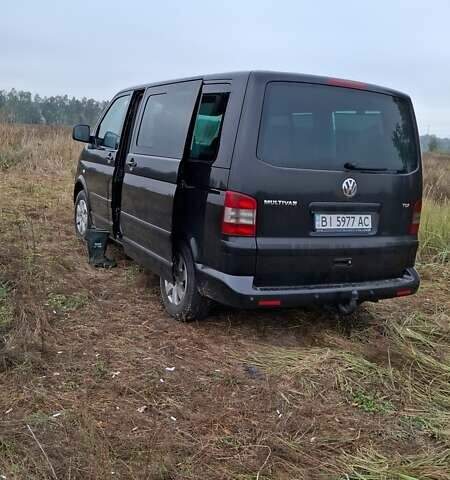 Чорний Фольксваген Мультиван, об'ємом двигуна 2.46 л та пробігом 418 тис. км за 13500 $, фото 1 на Automoto.ua