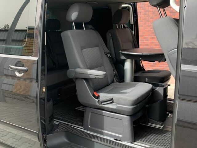 Чорний Фольксваген Мультиван, об'ємом двигуна 2.5 л та пробігом 319 тис. км за 11999 $, фото 23 на Automoto.ua