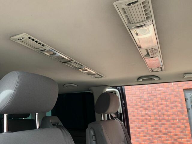 Чорний Фольксваген Мультиван, об'ємом двигуна 2.5 л та пробігом 319 тис. км за 11999 $, фото 22 на Automoto.ua