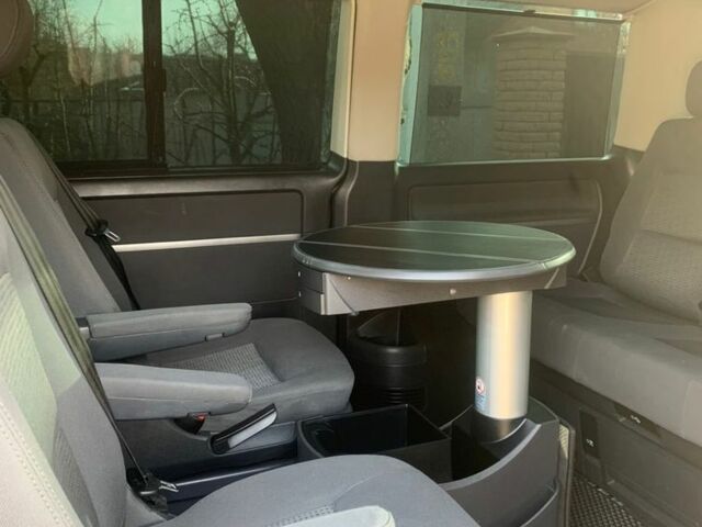 Чорний Фольксваген Мультиван, об'ємом двигуна 2.5 л та пробігом 319 тис. км за 11999 $, фото 12 на Automoto.ua