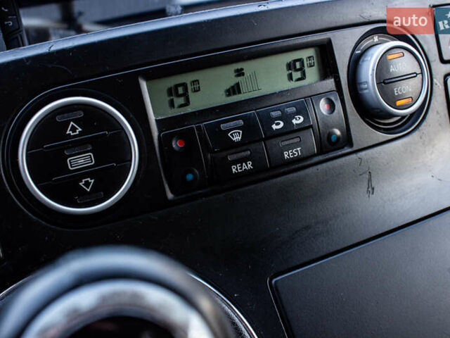 Черный Фольксваген Мультиван, объемом двигателя 2.5 л и пробегом 354 тыс. км за 13900 $, фото 34 на Automoto.ua