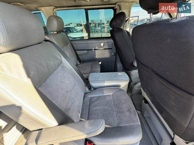 Фольксваген Мультиван 2007 в Киеве на Automoto.ua Черный Фольксваген Мультиван, объемом двигателя 2.5 л и пробегом 361 тыс. км за 12790 $, фото 34 на Automoto.ua