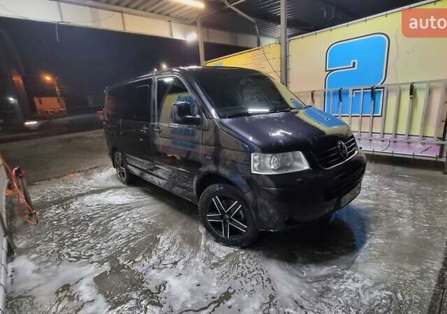 Чорний Фольксваген Мультиван, об'ємом двигуна 2.5 л та пробігом 290 тис. км за 13500 $, фото 6 на Automoto.ua
