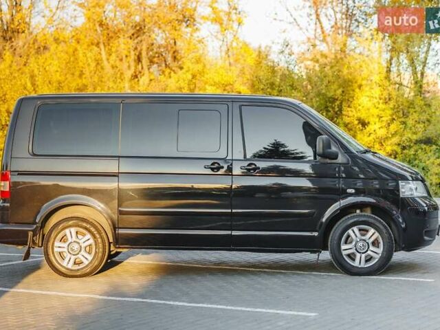 Черный Фольксваген Мультиван, объемом двигателя 2.47 л и пробегом 201 тыс. км за 14000 $, фото 10 на Automoto.ua