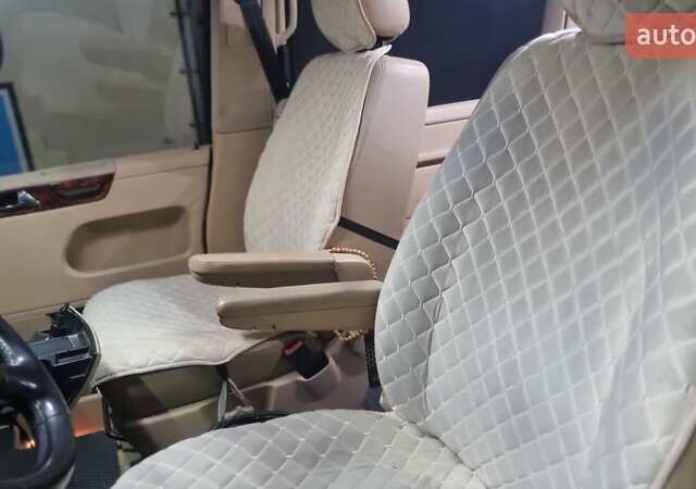 Чорний Фольксваген Мультиван, об'ємом двигуна 2.5 л та пробігом 290 тис. км за 13500 $, фото 11 на Automoto.ua