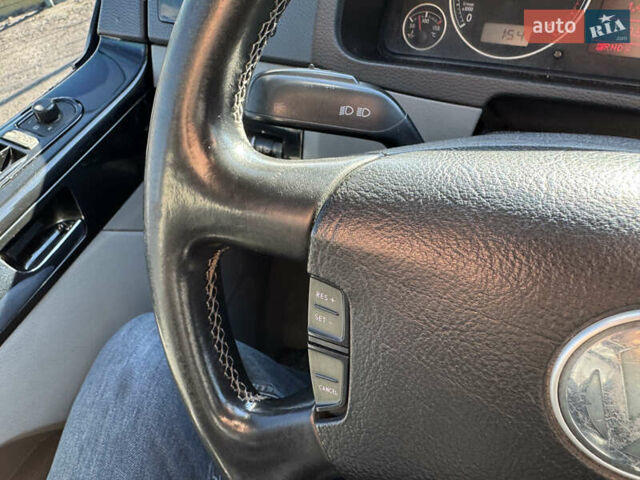 Фольксваген Мультиван 2007 в Киеве на Automoto.ua Черный Фольксваген Мультиван, объемом двигателя 2.5 л и пробегом 361 тыс. км за 12790 $, фото 21 на Automoto.ua