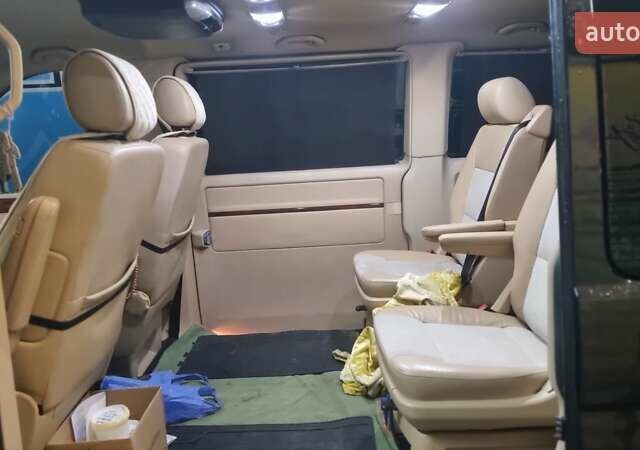 Чорний Фольксваген Мультиван, об'ємом двигуна 2.5 л та пробігом 290 тис. км за 13500 $, фото 13 на Automoto.ua