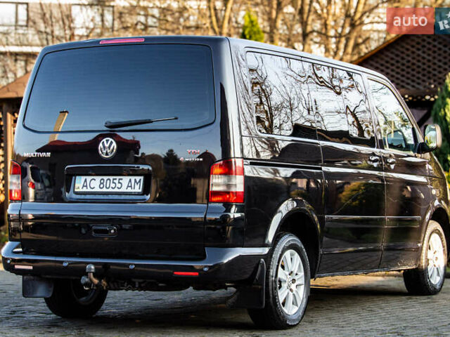 Черный Фольксваген Мультиван, объемом двигателя 2.5 л и пробегом 354 тыс. км за 13900 $, фото 13 на Automoto.ua