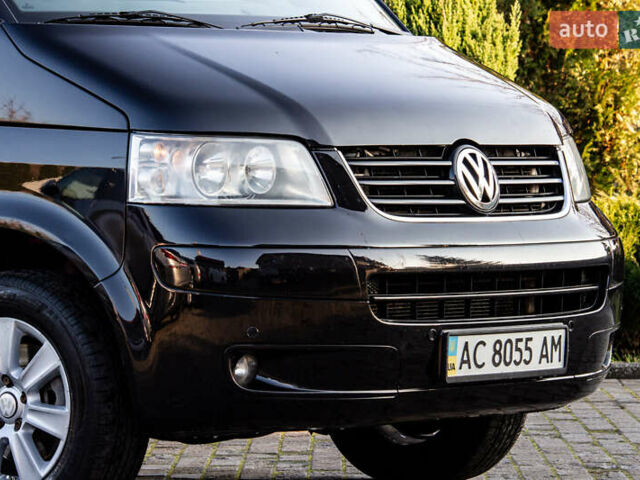 Черный Фольксваген Мультиван, объемом двигателя 2.5 л и пробегом 354 тыс. км за 13900 $, фото 6 на Automoto.ua