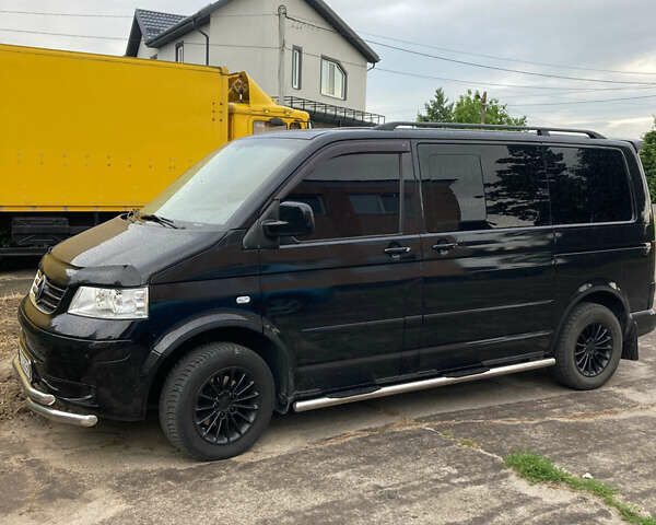 Черный Фольксваген Мультиван, объемом двигателя 2.46 л и пробегом 350 тыс. км за 18500 $, фото 8 на Automoto.ua