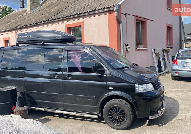 Черный Фольксваген Мультиван, объемом двигателя 2.46 л и пробегом 350 тыс. км за 18500 $, фото 20 на Automoto.ua