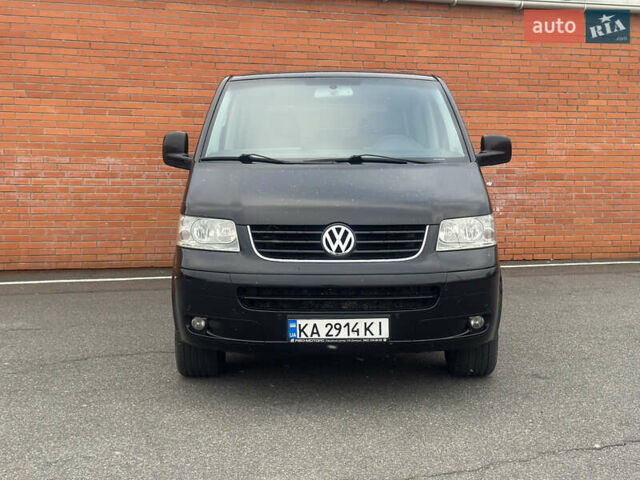 Чорний Фольксваген Мультиван, об'ємом двигуна 3.19 л та пробігом 356 тис. км за 14900 $, фото 1 на Automoto.ua