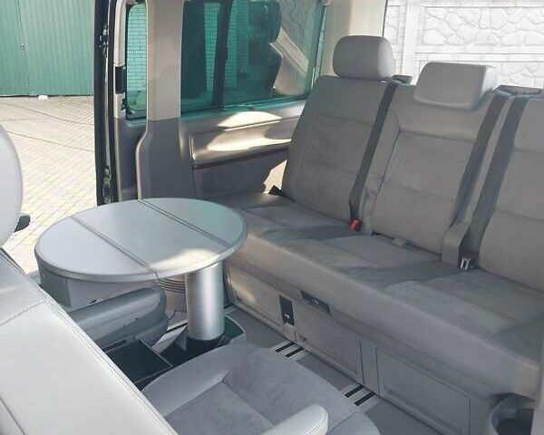 Чорний Фольксваген Мультиван, об'ємом двигуна 2.5 л та пробігом 267 тис. км за 19200 $, фото 9 на Automoto.ua