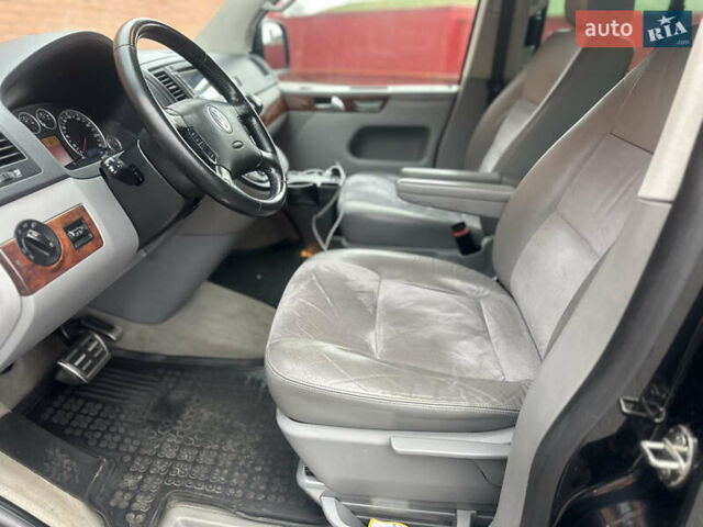 Чорний Фольксваген Мультиван, об'ємом двигуна 3.19 л та пробігом 356 тис. км за 14900 $, фото 9 на Automoto.ua