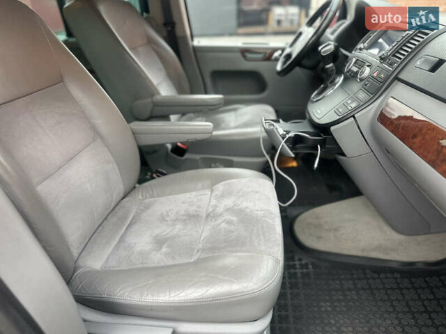 Чорний Фольксваген Мультиван, об'ємом двигуна 3.19 л та пробігом 356 тис. км за 14900 $, фото 19 на Automoto.ua