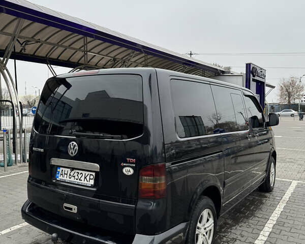 Черный Фольксваген Мультиван, объемом двигателя 2.5 л и пробегом 276 тыс. км за 13500 $, фото 4 на Automoto.ua