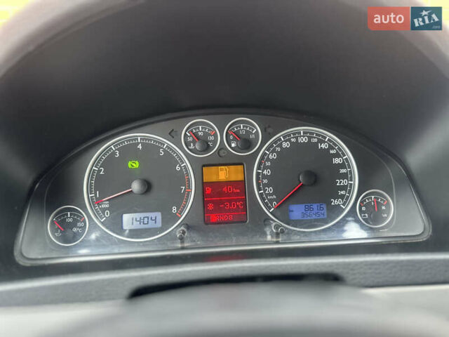 Чорний Фольксваген Мультиван, об'ємом двигуна 3.19 л та пробігом 356 тис. км за 14900 $, фото 13 на Automoto.ua