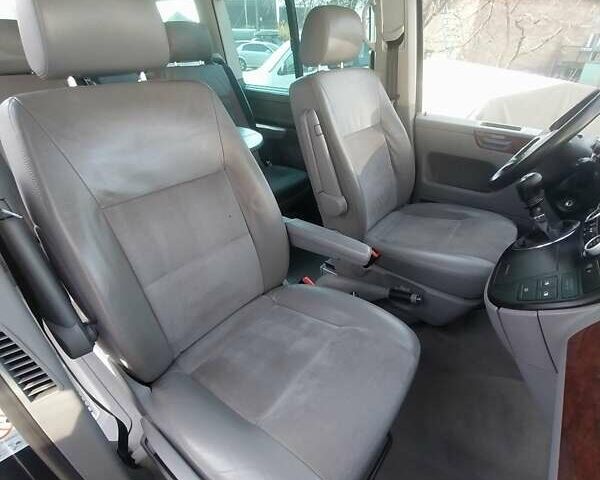 Чорний Фольксваген Мультиван, об'ємом двигуна 2.5 л та пробігом 267 тис. км за 19200 $, фото 18 на Automoto.ua