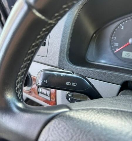 Чорний Фольксваген Мультиван, об'ємом двигуна 2.47 л та пробігом 364 тис. км за 16500 $, фото 40 на Automoto.ua