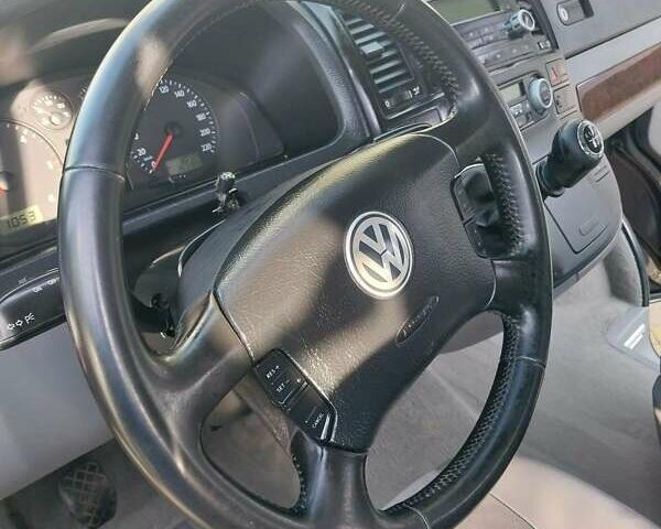 Чорний Фольксваген Мультиван, об'ємом двигуна 2.5 л та пробігом 267 тис. км за 19200 $, фото 14 на Automoto.ua