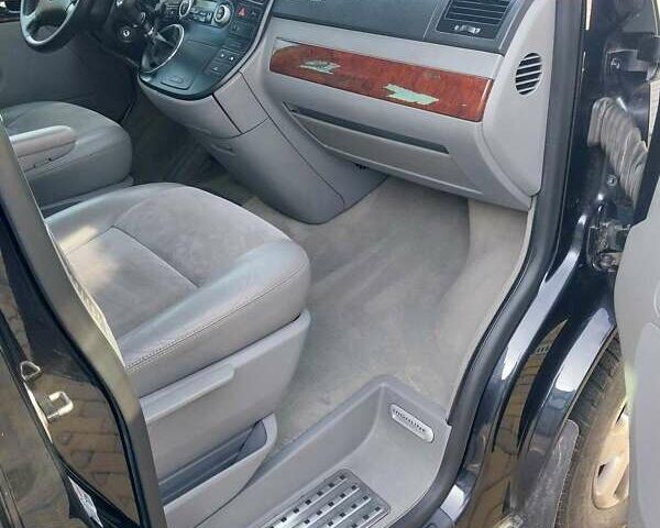 Чорний Фольксваген Мультиван, об'ємом двигуна 2.5 л та пробігом 267 тис. км за 19200 $, фото 11 на Automoto.ua