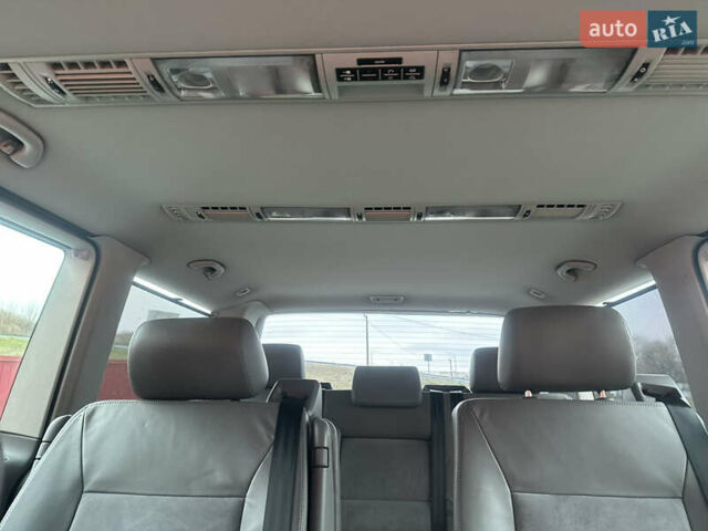 Чорний Фольксваген Мультиван, об'ємом двигуна 3.19 л та пробігом 356 тис. км за 14900 $, фото 12 на Automoto.ua