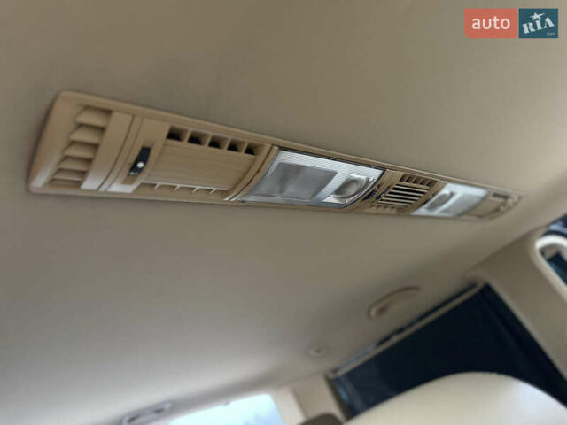 Чорний Фольксваген Мультиван, об'ємом двигуна 2.46 л та пробігом 300 тис. км за 13999 $, фото 17 на Automoto.ua