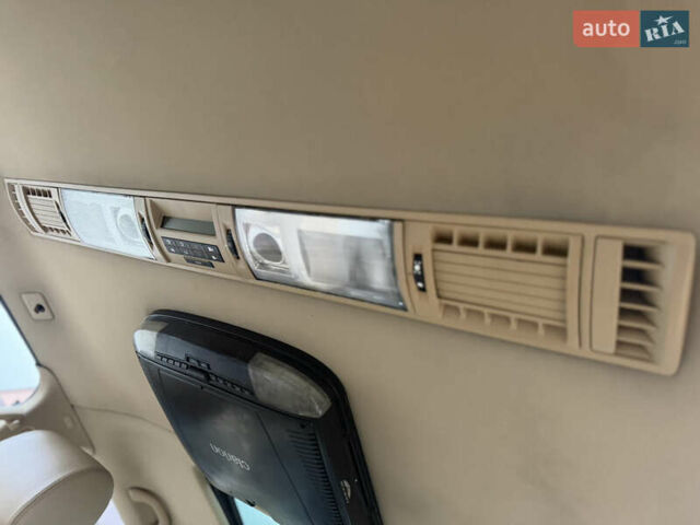 Чорний Фольксваген Мультиван, об'ємом двигуна 2.46 л та пробігом 300 тис. км за 13999 $, фото 16 на Automoto.ua