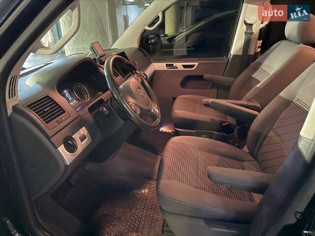 Черный Фольксваген Мультиван, объемом двигателя 1.97 л и пробегом 308 тыс. км за 20000 $, фото 15 на Automoto.ua