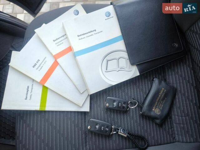Черный Фольксваген Мультиван, объемом двигателя 1.97 л и пробегом 219 тыс. км за 22900 $, фото 14 на Automoto.ua