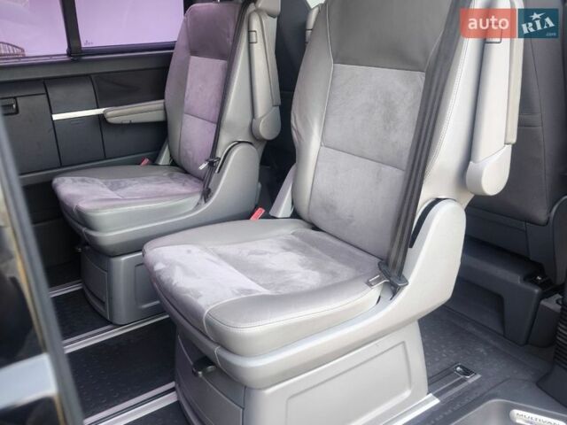 Черный Фольксваген Мультиван, объемом двигателя 1.97 л и пробегом 219 тыс. км за 22900 $, фото 28 на Automoto.ua