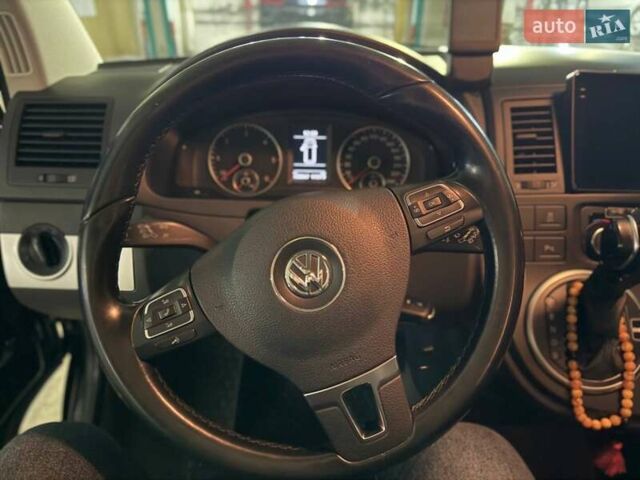 Черный Фольксваген Мультиван, объемом двигателя 1.97 л и пробегом 308 тыс. км за 20000 $, фото 11 на Automoto.ua