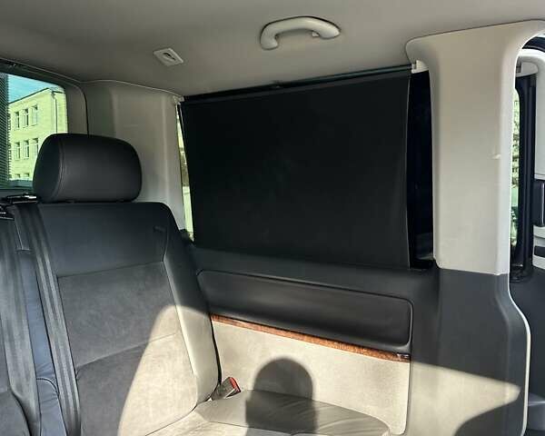 Черный Фольксваген Мультиван, объемом двигателя 1.97 л и пробегом 348 тыс. км за 24700 $, фото 44 на Automoto.ua