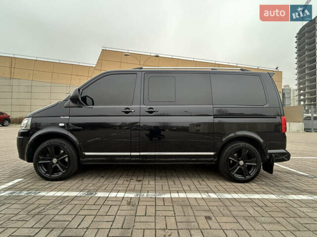 Черный Фольксваген Мультиван, объемом двигателя 1.97 л и пробегом 300 тыс. км за 25000 $, фото 10 на Automoto.ua