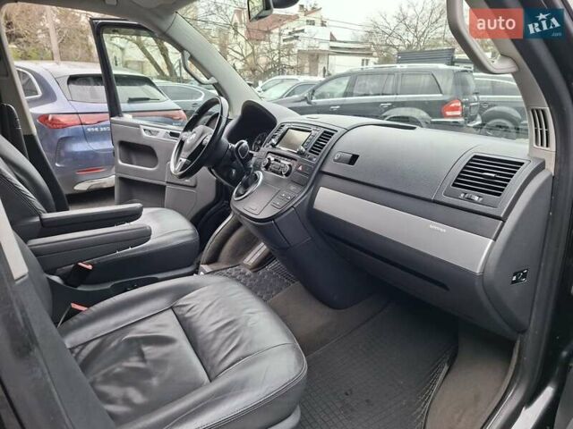 Черный Фольксваген Мультиван, объемом двигателя 1.98 л и пробегом 176 тыс. км за 31900 $, фото 21 на Automoto.ua