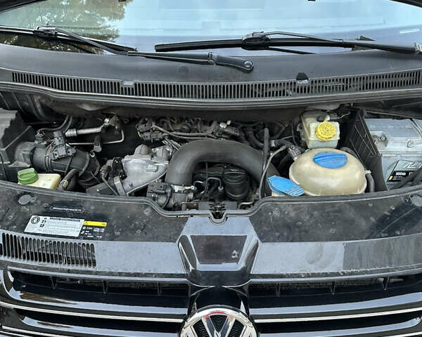 Черный Фольксваген Мультиван, объемом двигателя 1.98 л и пробегом 365 тыс. км за 19999 $, фото 60 на Automoto.ua