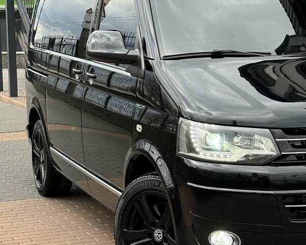 Черный Фольксваген Мультиван, объемом двигателя 1.98 л и пробегом 345 тыс. км за 21999 $, фото 5 на Automoto.ua