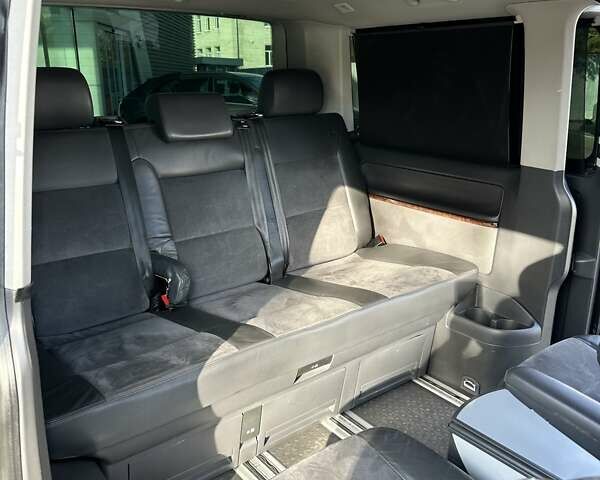 Черный Фольксваген Мультиван, объемом двигателя 1.97 л и пробегом 348 тыс. км за 24700 $, фото 45 на Automoto.ua