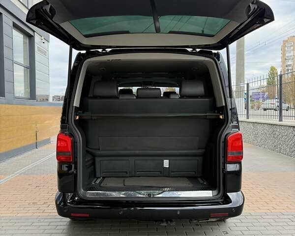 Черный Фольксваген Мультиван, объемом двигателя 1.98 л и пробегом 345 тыс. км за 21999 $, фото 51 на Automoto.ua