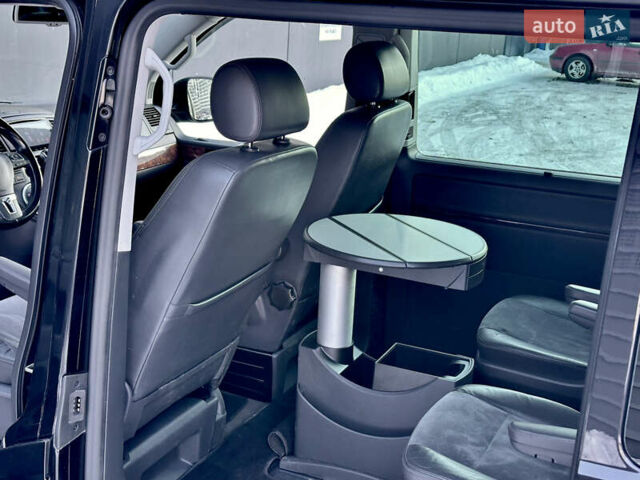 Черный Фольксваген Мультиван, объемом двигателя 2 л и пробегом 290 тыс. км за 19900 $, фото 31 на Automoto.ua