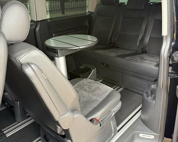 Черный Фольксваген Мультиван, объемом двигателя 1.98 л и пробегом 345 тыс. км за 21999 $, фото 43 на Automoto.ua