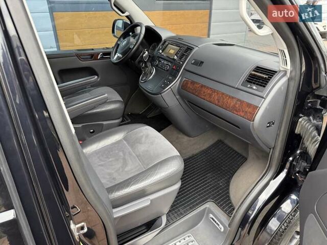 Черный Фольксваген Мультиван, объемом двигателя 1.98 л и пробегом 345 тыс. км за 21999 $, фото 36 на Automoto.ua