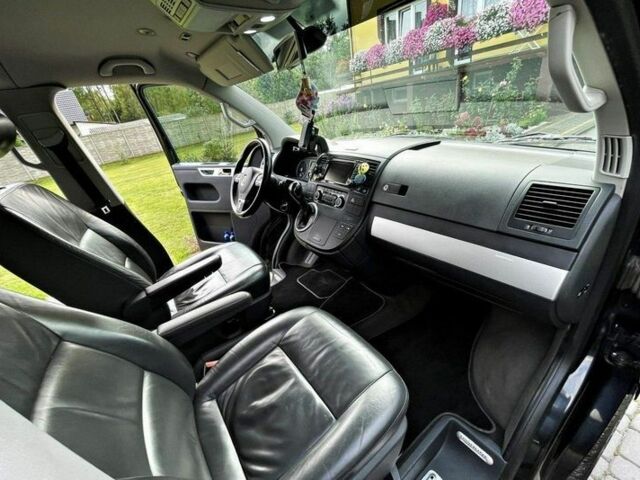 Черный Фольксваген Мультиван, объемом двигателя 2 л и пробегом 312 тыс. км за 8200 $, фото 13 на Automoto.ua