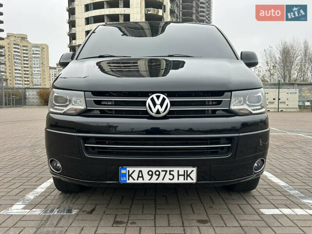 Черный Фольксваген Мультиван, объемом двигателя 1.97 л и пробегом 300 тыс. км за 25000 $, фото 1 на Automoto.ua