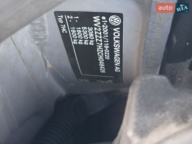 Черный Фольксваген Мультиван, объемом двигателя 2 л и пробегом 187 тыс. км за 23600 $, фото 41 на Automoto.ua